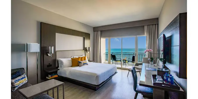 San Juan Marriott Resort & Stellaris Casino ......