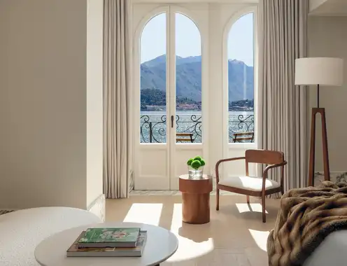 The Lake Como EDITION