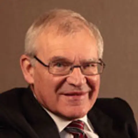 Stephen Carter