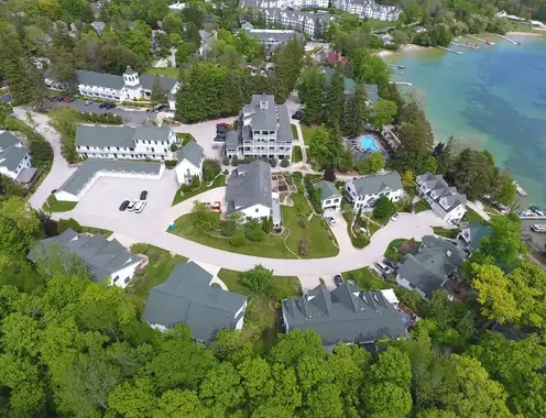 The Shore Club Wisconsin, Ascend Hotel Collection