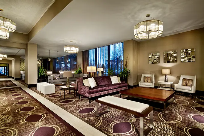 Radisson Hotel Brooklyn Center ......