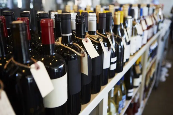 The Importance of Bottle Design in Selling Wine | By Larry Mogelonsky