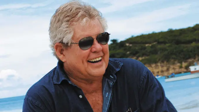 A Dream Meets the Sea - The Legacy of Sandals Founder Gordon