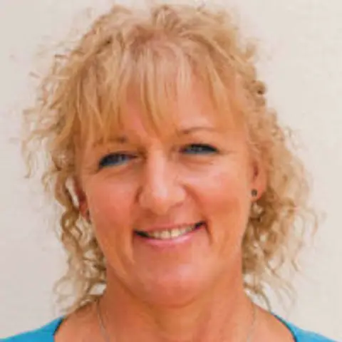 Fiona Lowe