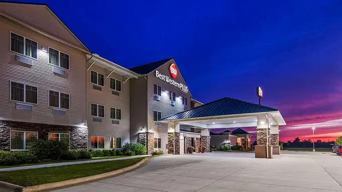 Best Western Plus Champaign/Urbana Inn ......