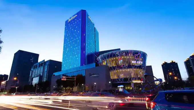 Radisson Hotel Tianjin Aqua City ......