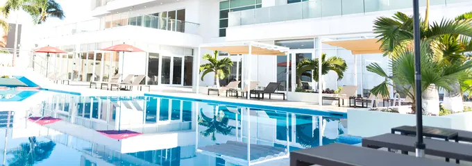 DoubleTree by Hilton Mazatl ......