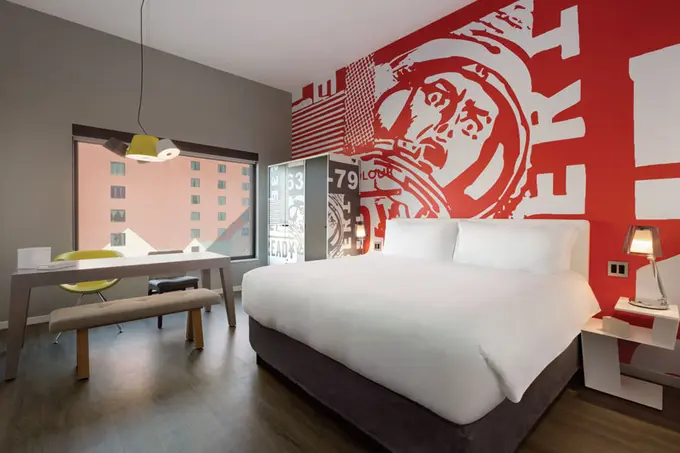 Radisson RED in Plano, Texas ......