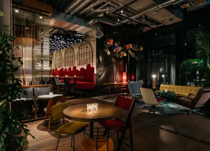 Ruby Hotel Berlin ......