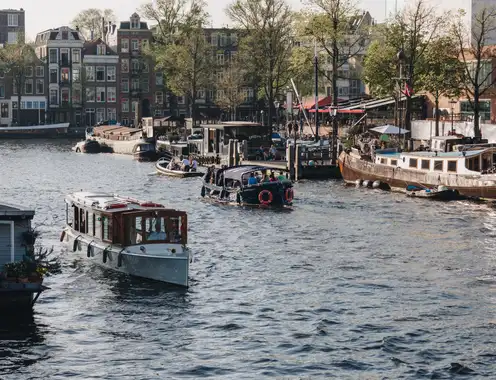 Amsterdam Market Pulse 2026 – A Taxing Time for Damsko