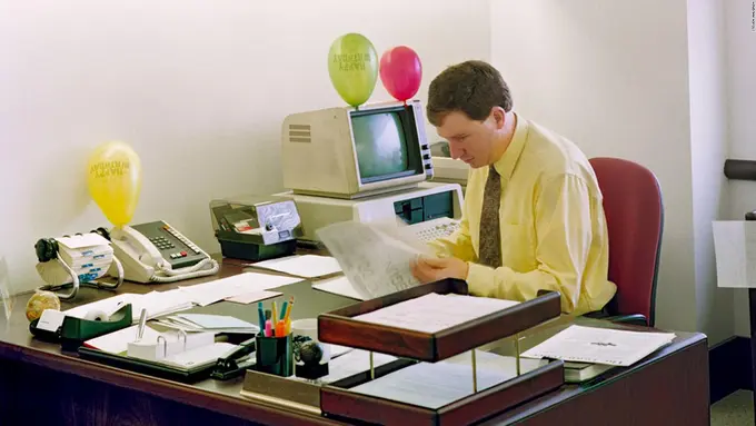 5 essential tools to move your hotel out of the digital stone age