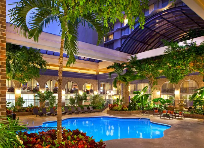 Courtland Grand Hotel, Trademark Collection by Wyndham ......