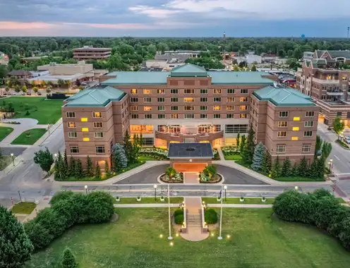 Charlestowne Hotels to Manage The H Hotel