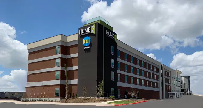 Tru By Hilton and Home2 Suites By Hilton San Antonio Lackland SeaWorld ......