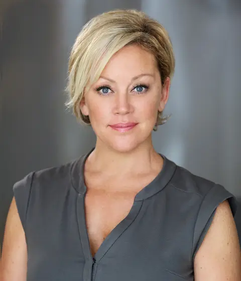 Nicole Hendrix