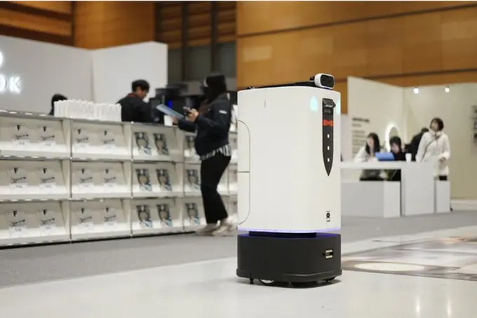 "Elevators to Your Doorstep...Experience GAEMI Hotel Delivery Service Robots"