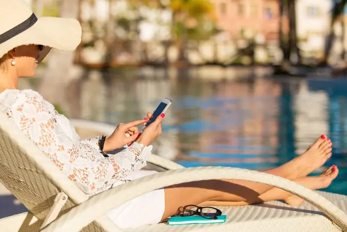 Guest Experience vs. Guest Engagement: Which Matters Most?
