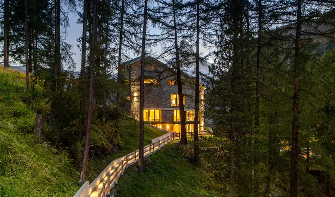 CERVO Mountain Resort ......