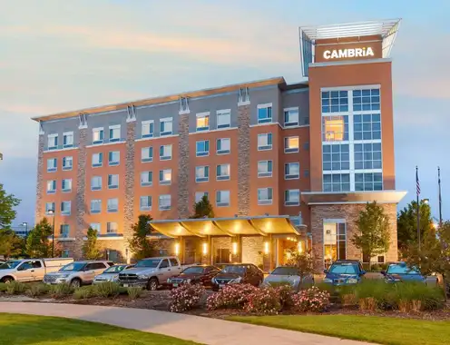 Cambria Hotel Denver Downtown RiNo