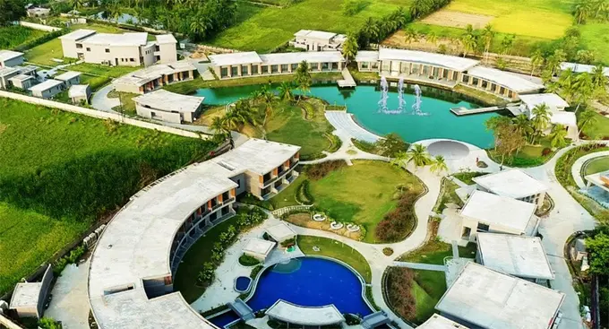 Holiday Inn Resort Kolkata NH6 ......