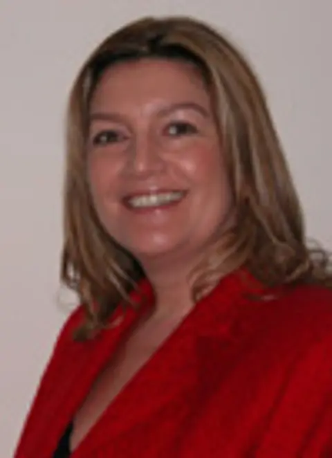Melanie Cash