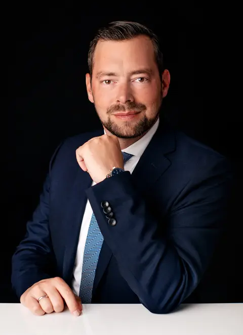 Oliver Kuhn