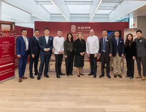 Train of Glamour with EHL