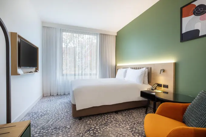 Holiday Inn Dandenong, an IHG Hotel ......