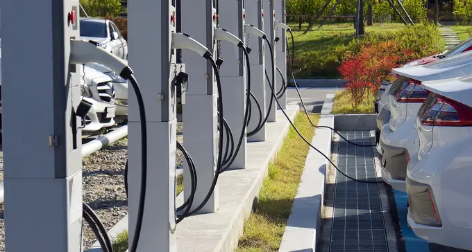 Why EV Charging is a Must-Have Amenity for Hotel Guests and Employees