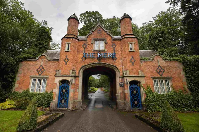 The Fairmont Cheshire The Mere ......