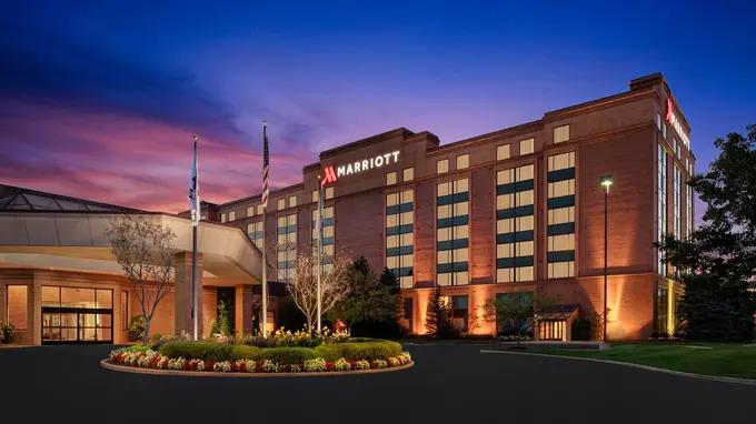 Highline Hospitality Partners acquires Pittsburgh Marriott North hotel