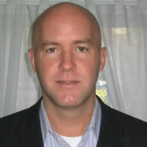 Edward Costa
