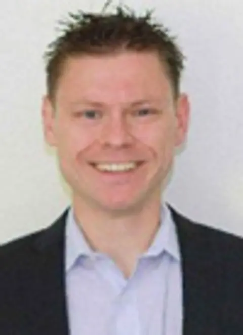 Daniel Burstein