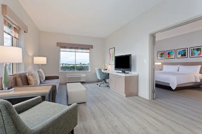 Hilton Garden Inn Palm Beach Gardens ......