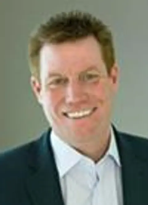 Chris Roe