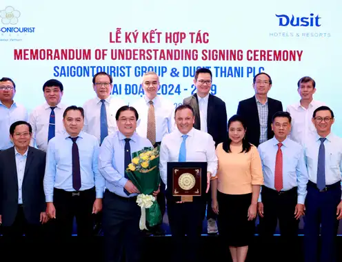 Dusit international and Saigontourist Group sign MOU to boost tourism development in Thailand and Vietnam