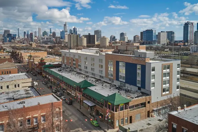 SpringHill Suites by Marriott Chicago Chinatown ......