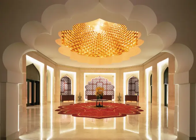 Hilton Muscat Al Bandar ......