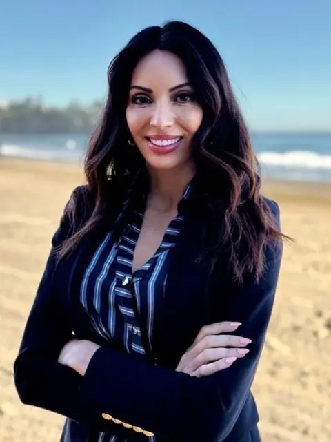 Sabrina Mills