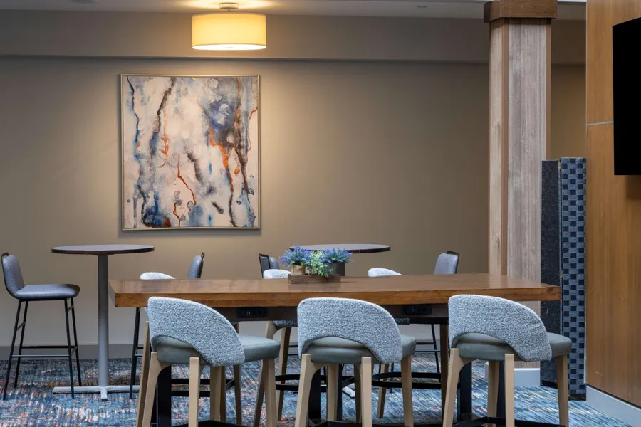 Embassy Suites by Hilton Minneapolis Bloomington Edina Expands Name and Unveils Multimillion-Dollar Transformation