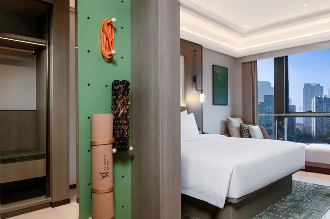 Hghjd One King Bed City View Yoga ......