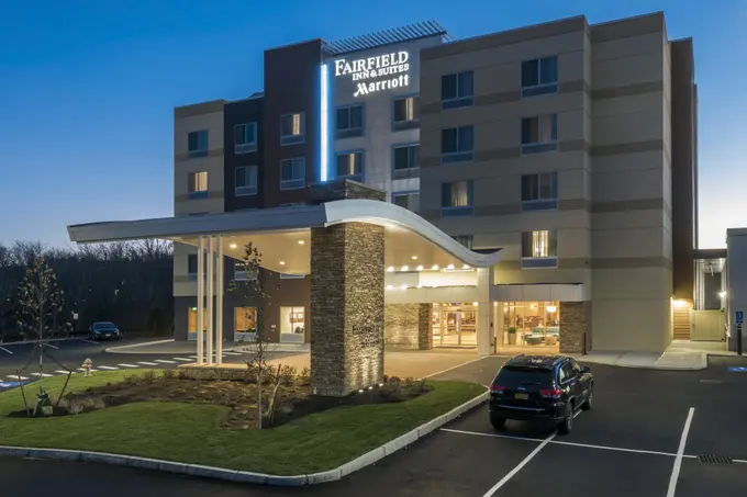Fairfield Inn & Suites by Marriott Boston Marlborough/Apex Center ......