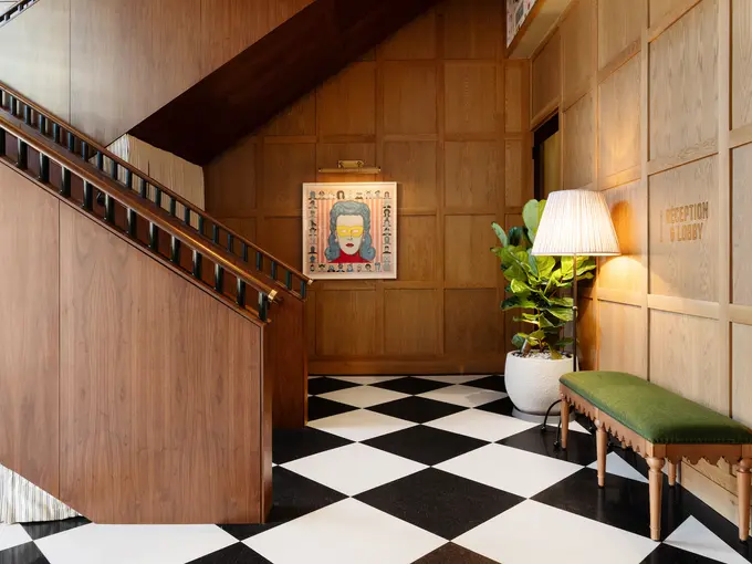 Palihouse Hyde Park Village ......