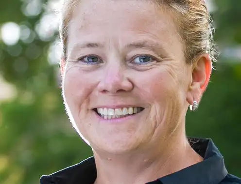 Cyndie Flett