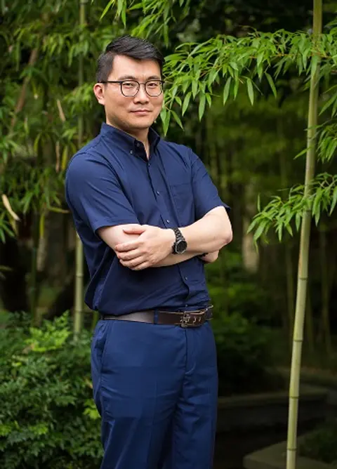 Yitian Yang