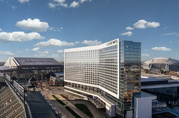 Loews Arlington Hotel and Convention Center ......