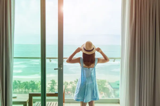 6 mistakes that destroy your hotel guest experience (and how to fix them)