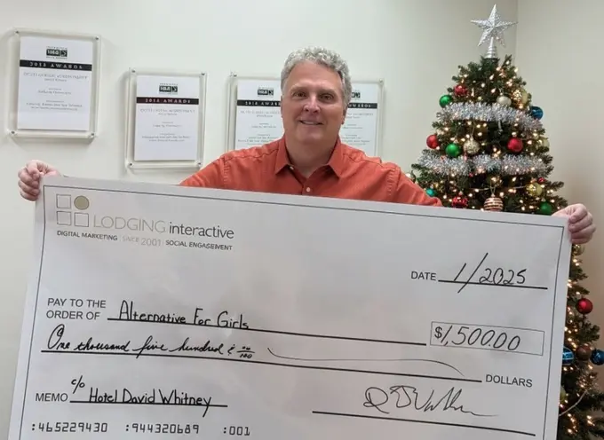 Hoteliers, Your Christmas Tree Could Win $1,500 for YOUR Charity.