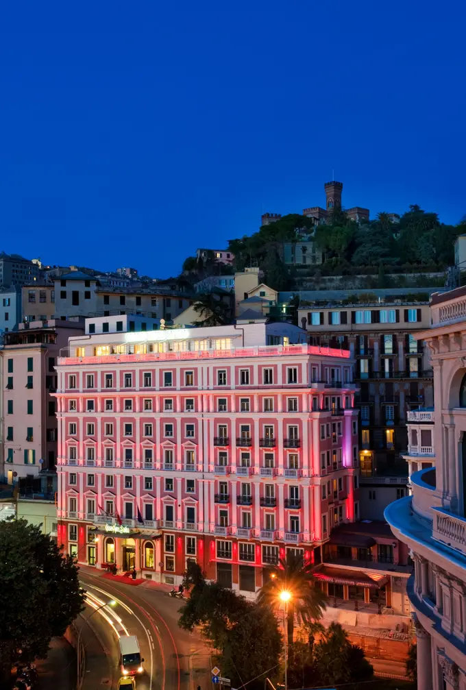 Grand Hotel Savoia, Curio Collection by Hilton ......