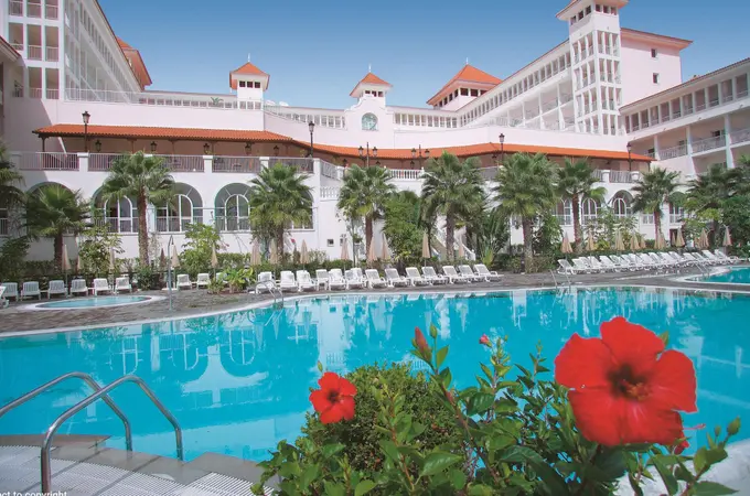 Hotel Riu Palace Madeira ......